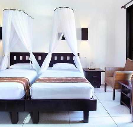 Grand Bali Villa Legian  Exterior photo